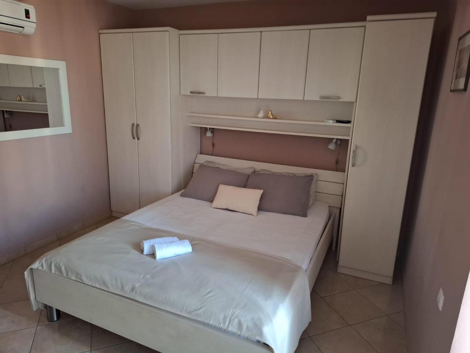 Appartamento Happy Basset Terrace Makarska Esterno foto