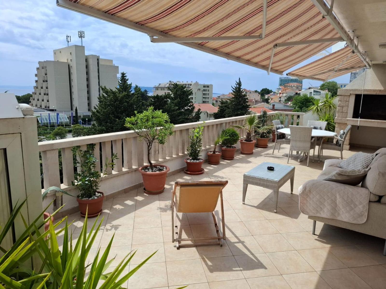 Appartamento Happy Basset Terrace Makarska Esterno foto